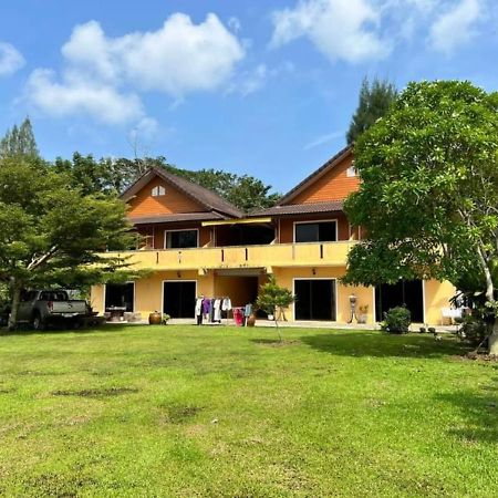Relaxation Guesthouse Thalang Bagian luar foto
