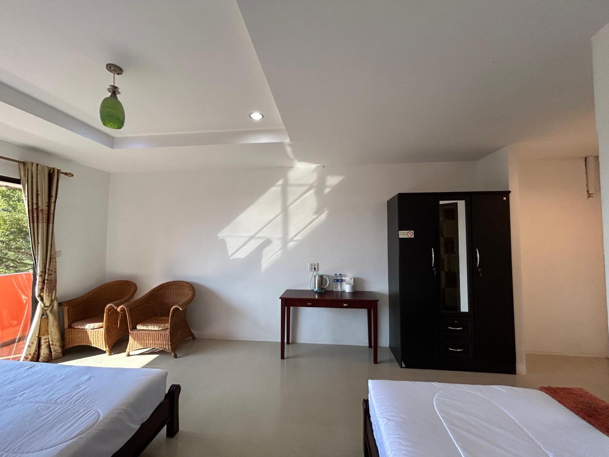 Relaxation Guesthouse Thalang Bagian luar foto